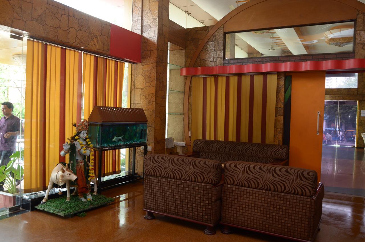 Hotel Rahul Deluxe Nagpur Bagian luar foto